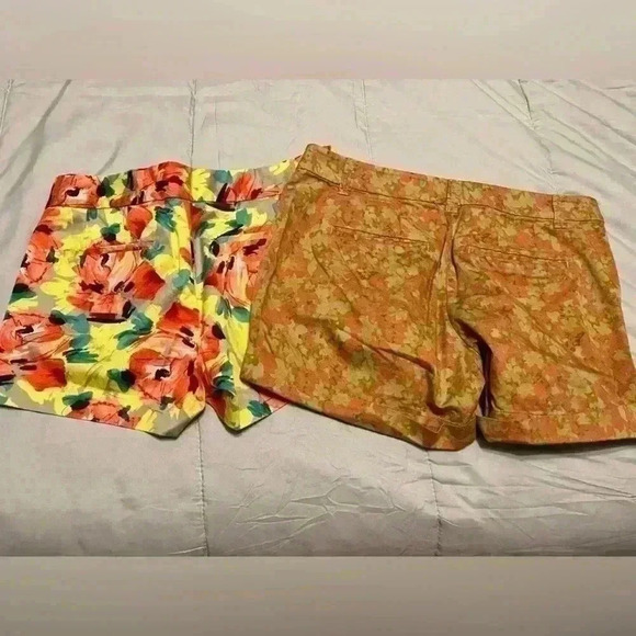J. Crew Ladies Two pairs of Floral Printed Shorts size 6 - Picture 14 of 15